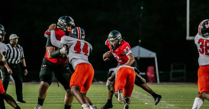 Osborne rallies late to help Cook earn win No. 100