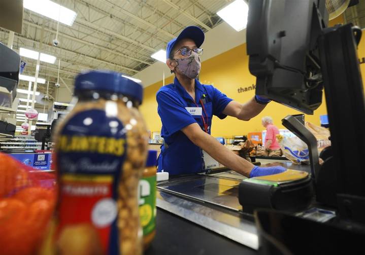 Retail sales up 0.6% in August from July even as tariffs hurt jobs and lead to price hikes
