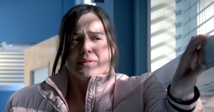 EastEnders fans 'identify' the father of Zoe Slater's twins and it's not Max Branning