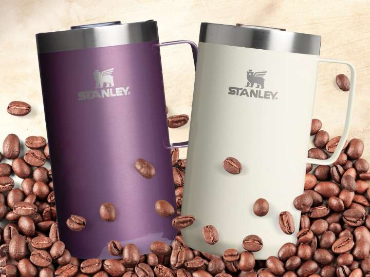 Stanley's Stay-Hot Camp mugs are perfect for coffee, lattes & tea on those chilly fall days