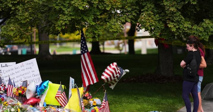 Asesino de Charlie Kirk es de ideología de izquierda, acusa el gobernador republicano de Utah