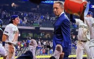 MLB reporter knocks down photographer but says viral moment isn't what you think