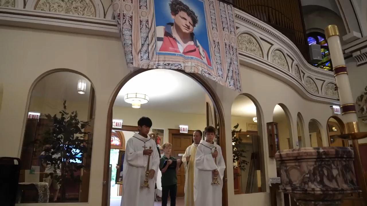Carlo Acutis, a teen computer whiz becomes millennial Catholic saint
