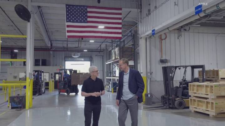 'They’re touching home.' | Corning employees celebrate major Apple partnership
