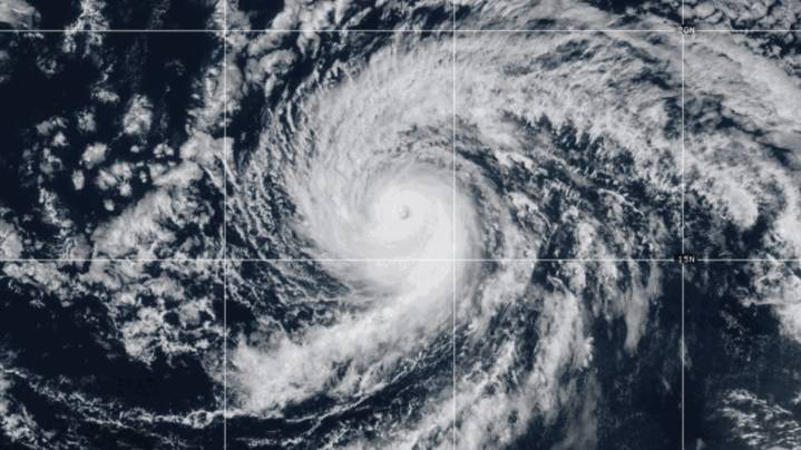 Hurricane Kiko is weakening on a forecast path expected to take it north of Hawaii