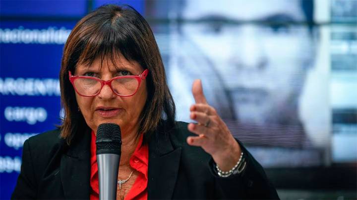 Uno de los abogados de Cristina denunció a Bullrich por la medida que prohíbe la…
