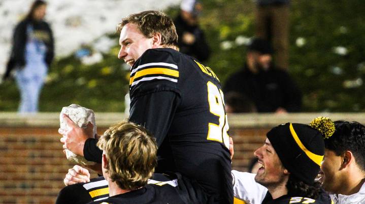 Missouri football fan trades $25,000 chance for bold troll move on Kansas