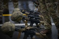 Gasto militar mundial alcanzó récord de $2,7 billones: con 4% se erradicaría el hambre