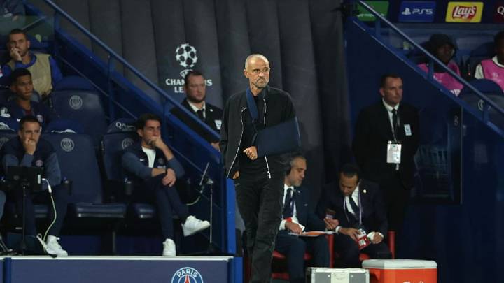 Le preguntan sobre el Balón de Oro a Luis Enrique y se pone a cantar en rueda de prensa