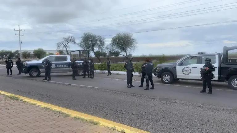 Identifican como Jonathan Eustaquio al hombre que fue asesinado en la carretera México 15, en Culiacán