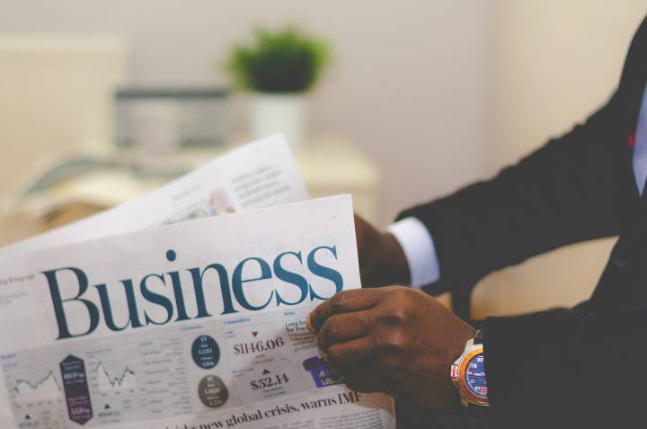 Noticias de negocios más importantes del viernes 19 de septiembre del 2025