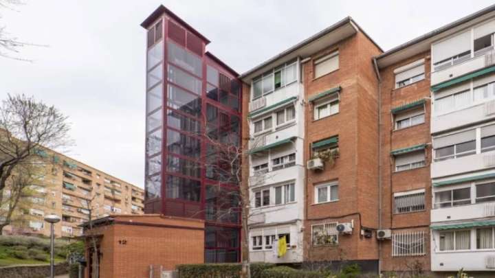 No estás obligado a pagar todas las obras de tu comunidad de vecinos: la Ley de Propiedad Horizontal aclara cuándo puedes negarte aunque te lo exijan