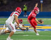 Mater Dei football survives tough battle to the end with Kahuku