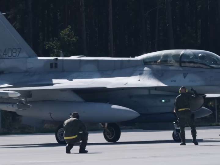 Máxima alerta en Polonia: drones rusos violaron el espacio aéreo, cerraron aeropuertos y ordenaron a la gente "quedarse en casa"