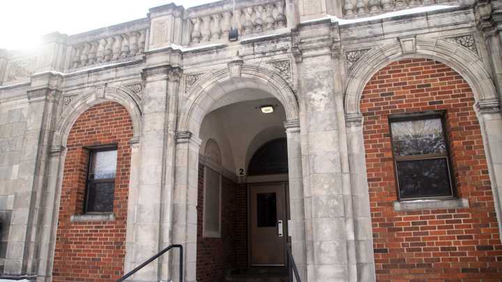 New apartments may replace Iowa City's Roosevelt Elementary. What to know