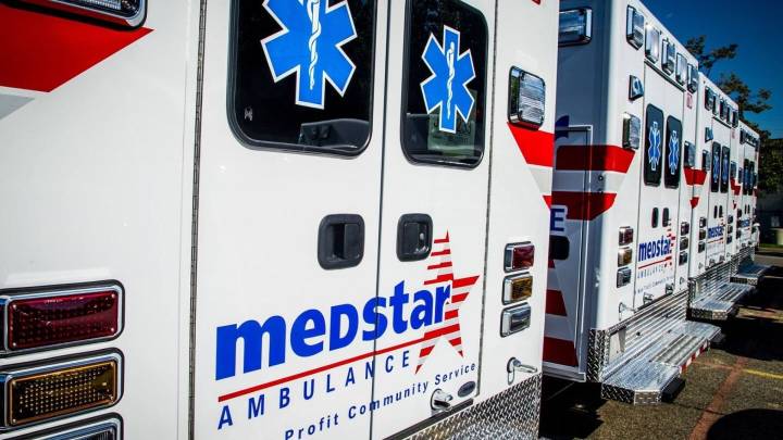 Medstar donates AED to L’Anse Creuse Middle School East in Chesterfield Township