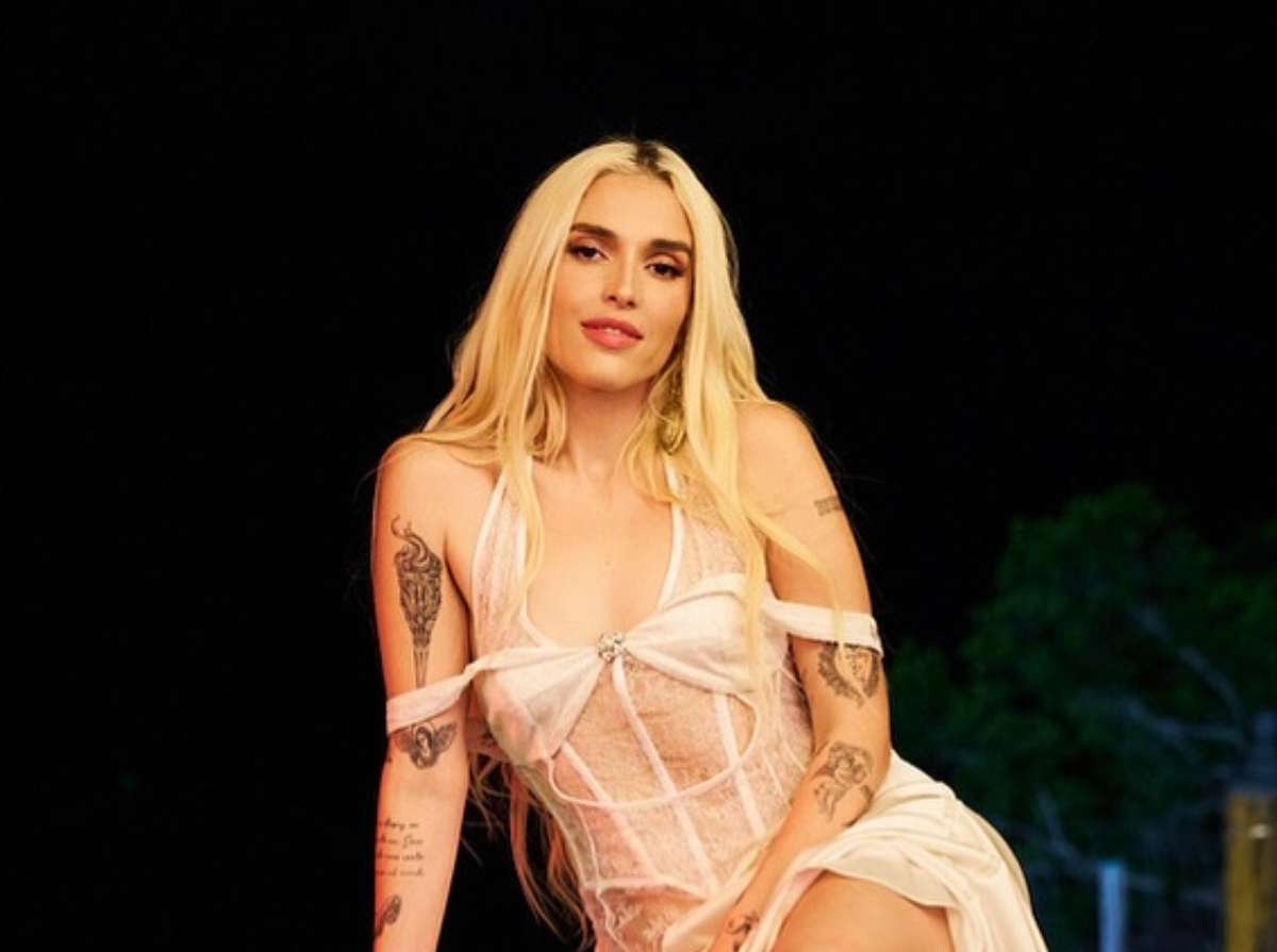 Elena Rose anuncia ‘Bendito verano’, su nuevo disco