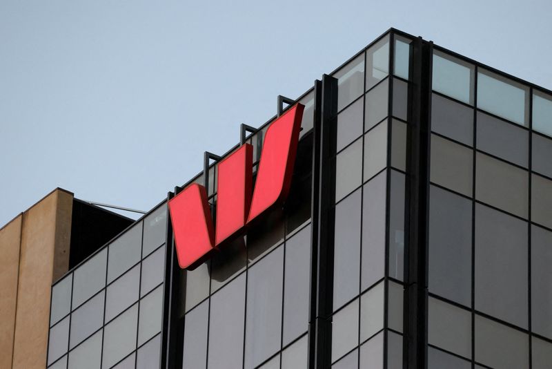 Australia's Westpac to hire 350 more bankers to win business lending market share