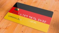 Adiós a las tarjetas de crédito: los alemanes ya no la usan y deberíamos copiarlo en España por esto