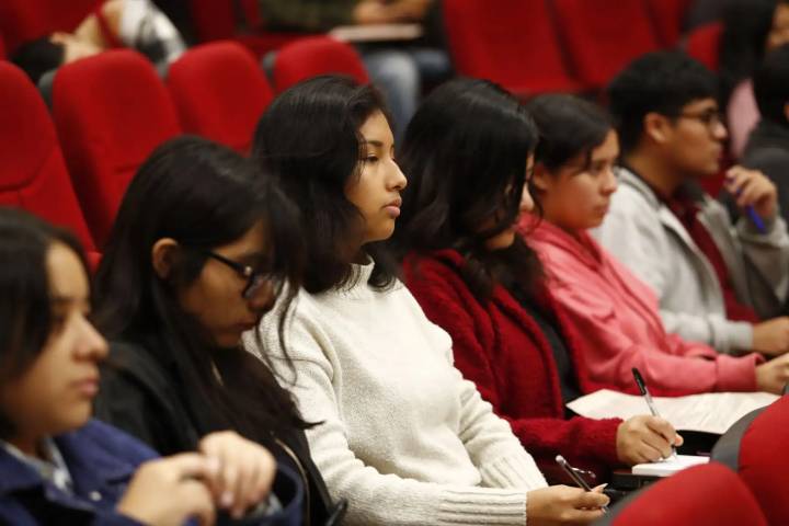 Congreso: aprueban dictamen de insistencia que crea universidades en 15 departamentos