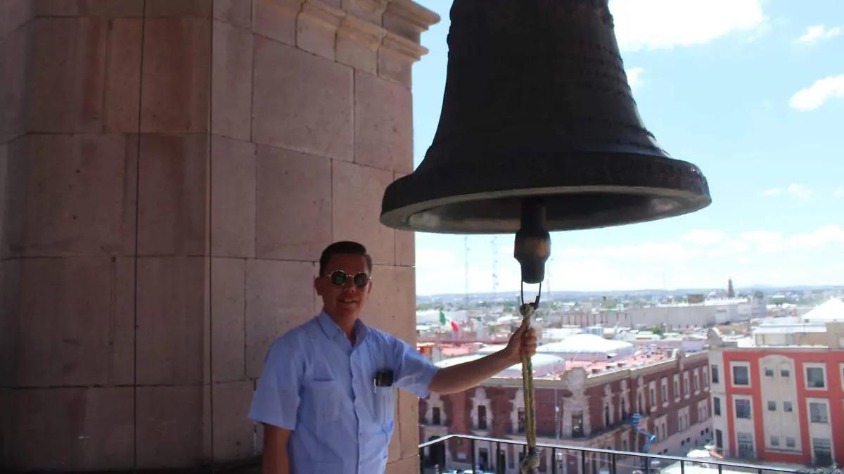 ¡Aguascalientes los escucha cada domingo! Conoce a Luis, Manuel y Mike, los jóvenes que hacen repicar las campanas de la Catedral