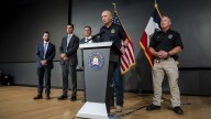 Asesinato de Charlie Kirk, en directo | El gobernador de Utah pide la pena de muerte para el tirador cuando sea detenido