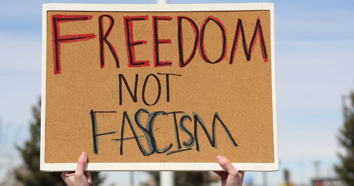 Group Says it Supports Defending Rights Ahead of Saturday ICE Protest