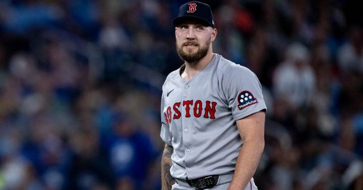 Crochet pitches 8 sharp innings as Red Sox beat slumping Blue Jays 7