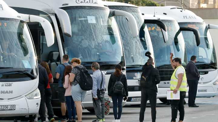 Tarragona recurre a detectives privados para controlar bajas laborales en la empresa de transportes