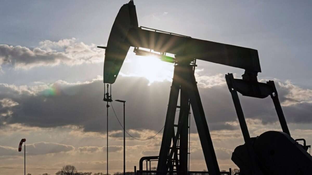 Crude oil futures gain on spot demand