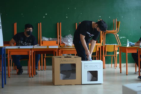 Ecuatorianos decidirán en referéndum sobre Asamblea Constituyente