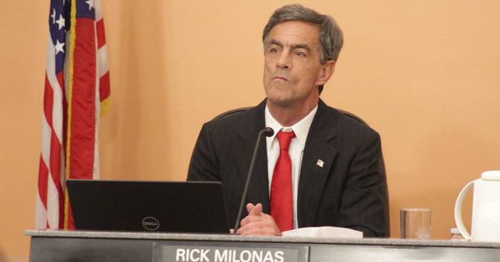 Payout Ordinance Approved by Council Despite Milonas’ Opposition