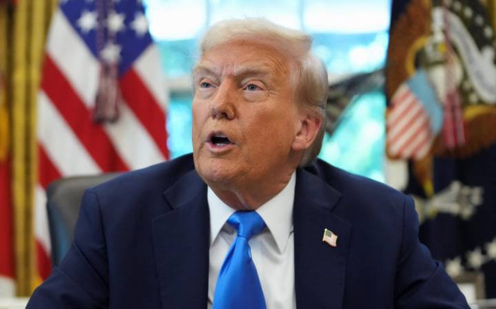 Trump asks Supreme Court to uphold birthright citizenship restrictions he wants to impose