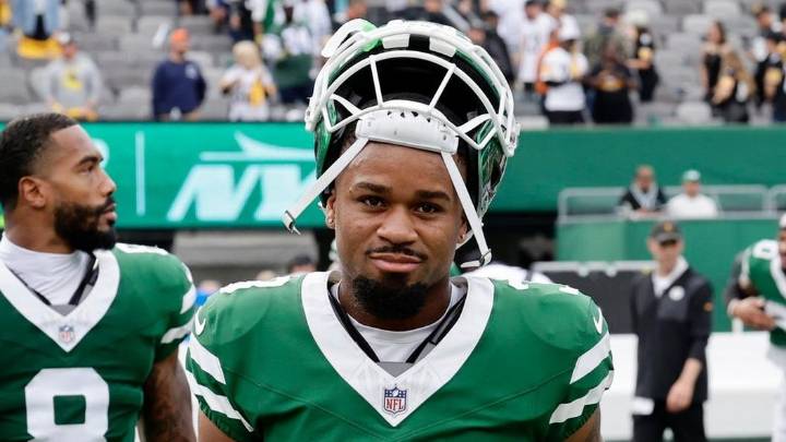 Jets cut Xavier Gipson days after costly fumble in opener