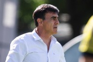 Confirmada la fecha y el impactante rival del debut de Quinteros como DT de Independiente