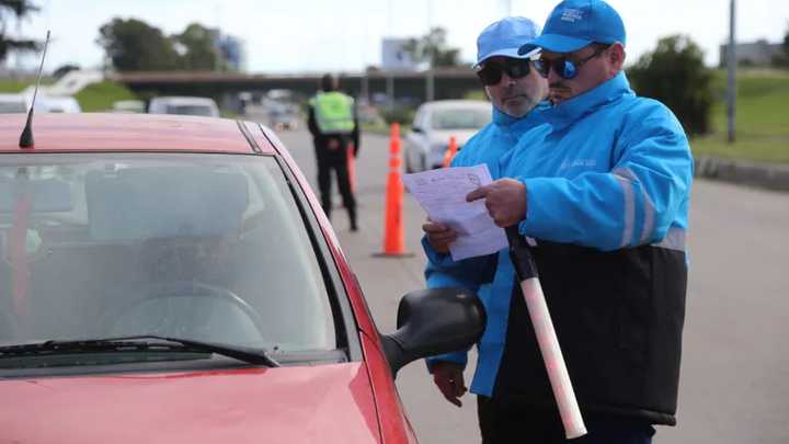 Cruzar en rojo o circular sin VTV puede costar hasta $1.606.000