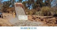 Luego del fuerte temporal, Huaco trabaja en componer las calles que se destruyeron
