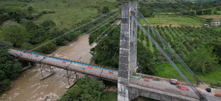 Desde hoy rigen cierres programados en el puente El Avispero, en el Huila