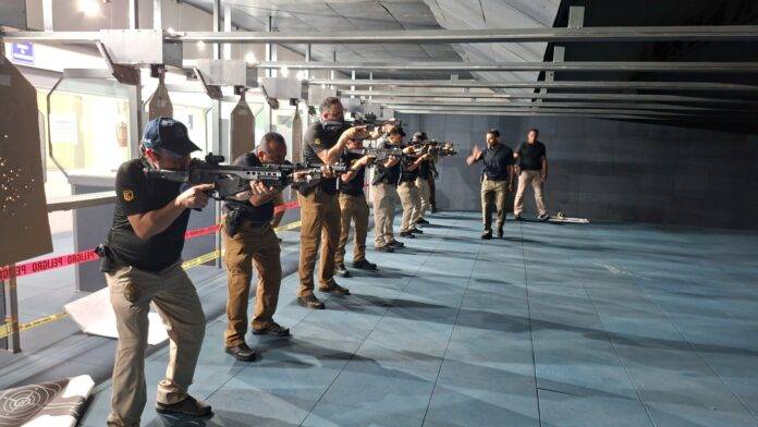Policía Municipal capacita a agentes de la Fiscalía Anticorrupción en tácticas especializadas