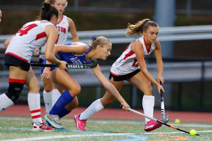 Easton field hockey takes early lead before game at Warren Hills is postponed