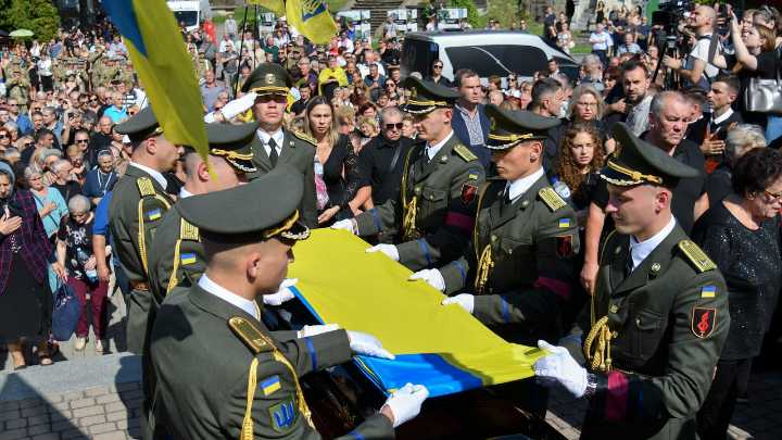 Ucrania despliega el misil Flamingo en Crimea y llora el asesinato de Andri Parubi