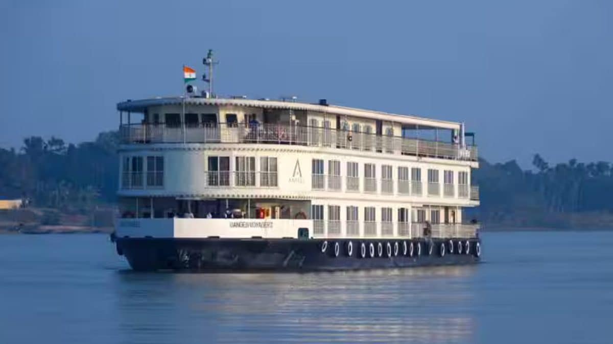 Top 8 Amazing Cruises To Explore Across India