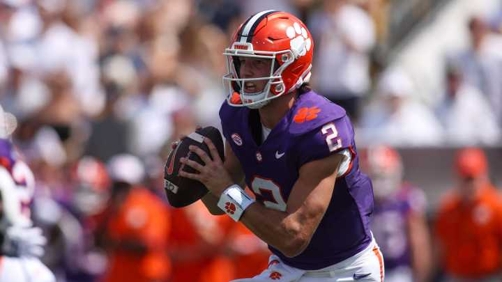 Possible CFP paths for 2-loss Notre Dame and Clemson