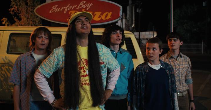 Stranger Things star's new film hailed 'Black Mirror romcom' 