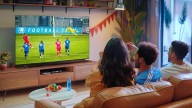 Ya sea para ver series o conectar tu consola, este televisor TCL con Fire TV es, además de barato, un acierto