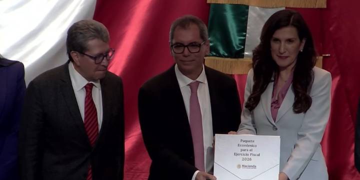 Hacienda entrega el Paquete Económico 2026 a la Cámara de Diputados