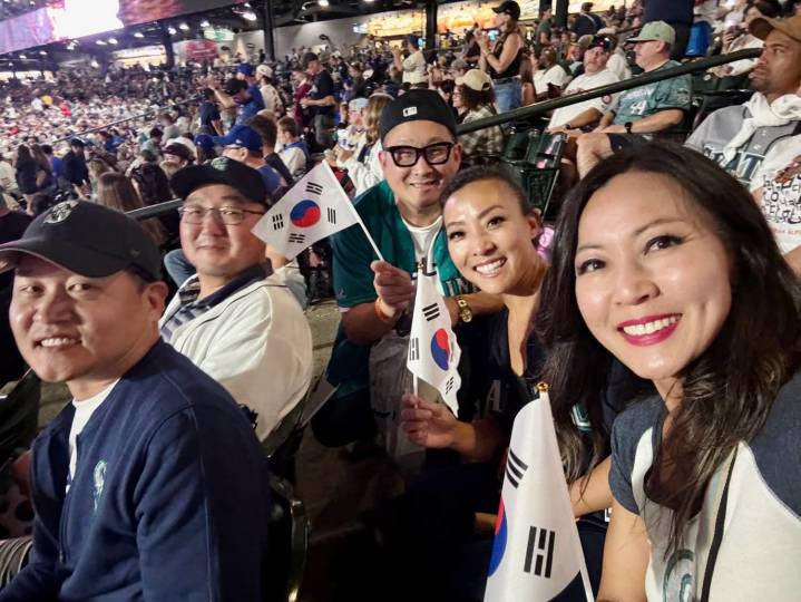 Seattle Mariners honor Korean community at Saturday game