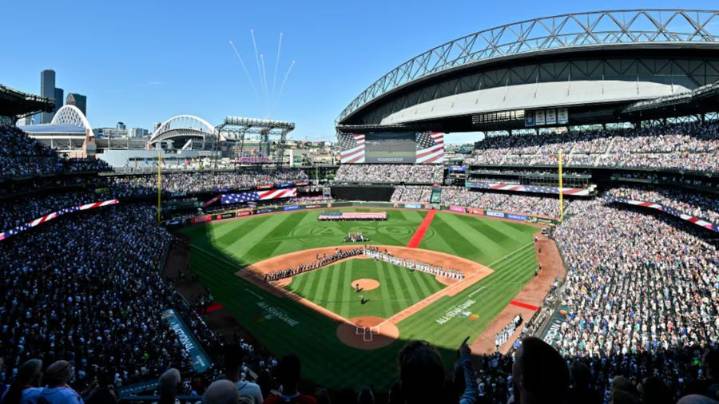 MLB fans report tickets stolen and resold as Ballpark app troubles grow
