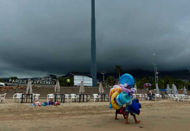 Mario vuelve a ser tormenta tropical en el Pacífico de México