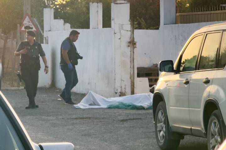 Un tiroteo en un bar de Sevilla causa dos muertos y un herido